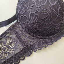 Charger l&#39;image dans la galerie, Women&#39;s Push Up Sexy Lace Bra Lift Up Underwire Padded V-Neck Comfy Bralette
